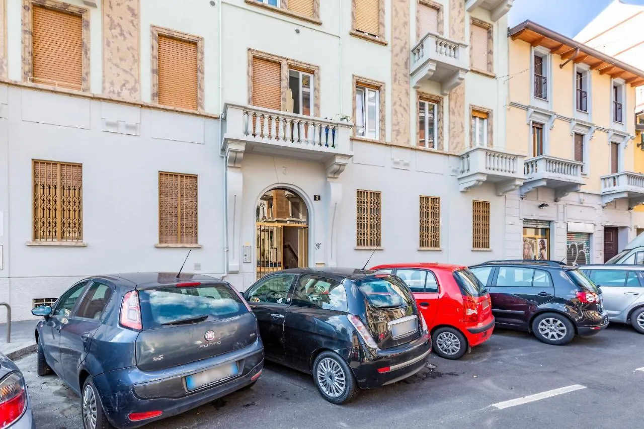 Cosy Studio With Shared Terrace! Milano Lägenhet